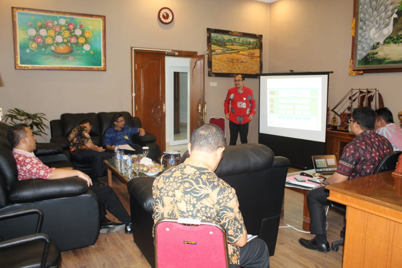 MASUK 6 BESAR, TIM PENILAI KEMENPAN KUNJUNGI KEJARI GIANYAR
