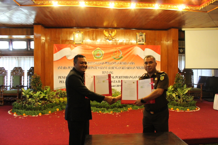 PERJANJIAN KERJASAMA ANTARA PEMDA KABUPATEN GIANYAR DENGAN KEJAKSAAN NEGERI GIANYAR